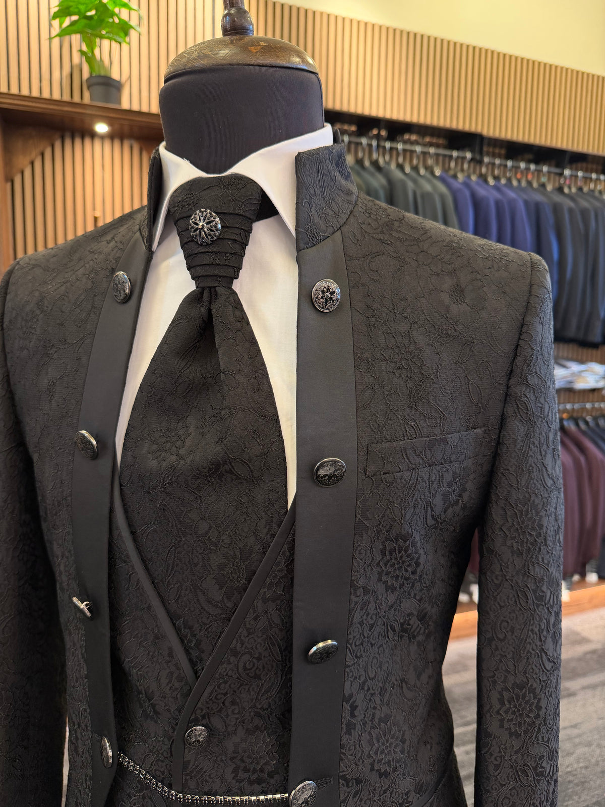 Men’s Black Jacquard Mandarin Collar Tuxedo