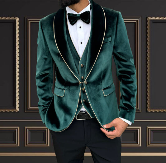Men's Emerald Green Velvet Tuxedo | Formalwear for Weddings & Proms