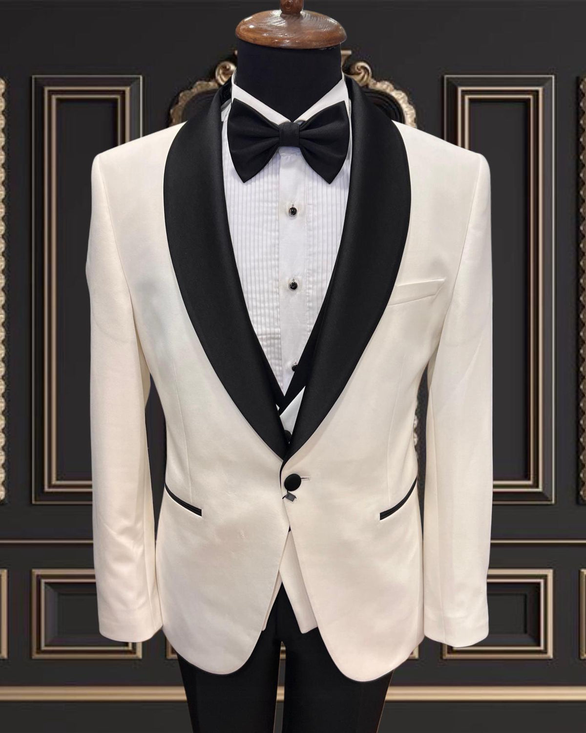 Men’s White Tuxedo with Black Shawl Lapel  – Perfect for Weddings & Galas