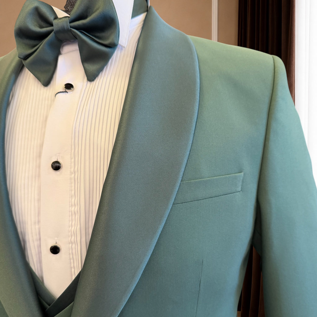 Men’s Sage Green Solid Shawl Lapel Tuxedo